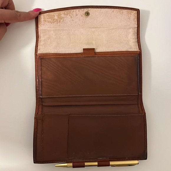 Vintage Dooney & Bourke wallet - Picture 3 of 7